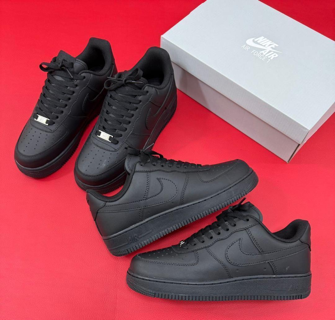 Nike air force 1 low 'triple black' – sleek streetwear sneakers